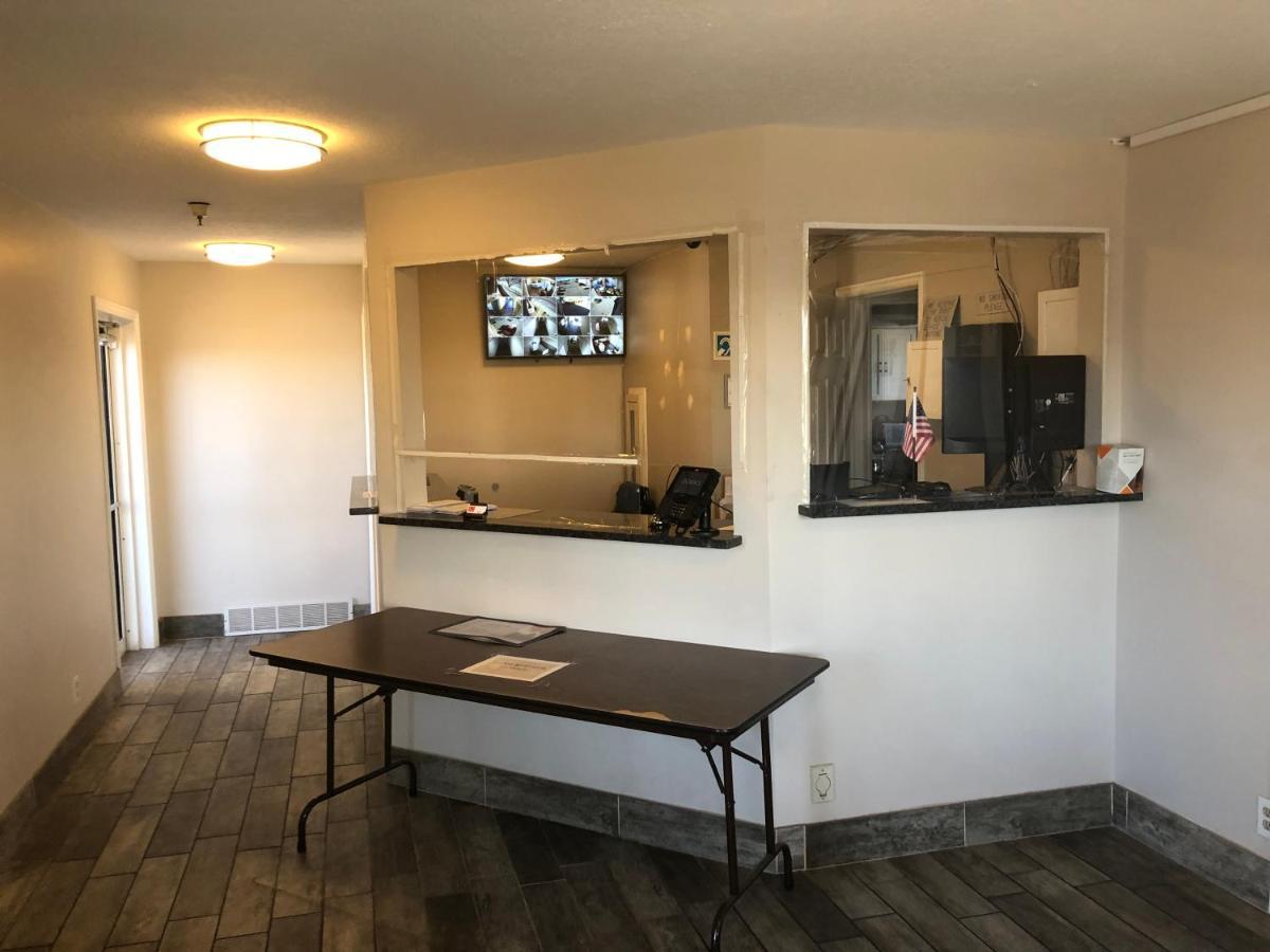 Ameri-Stay Inn & Suites Clearfield Eksteriør bilde